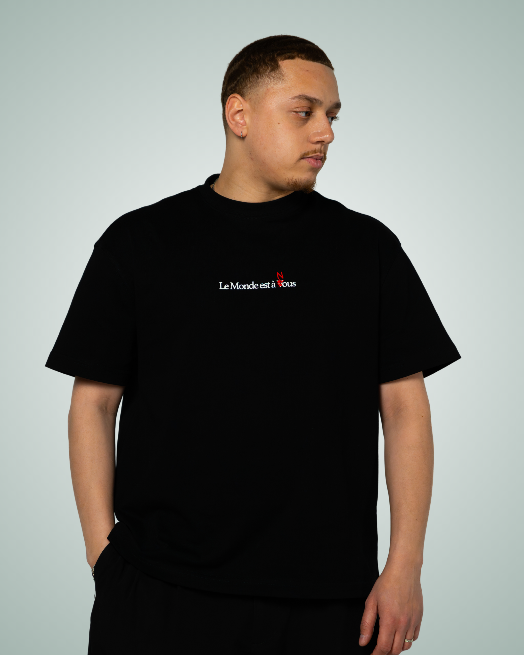 T-shirt oversize "Le Monde est à Nous"